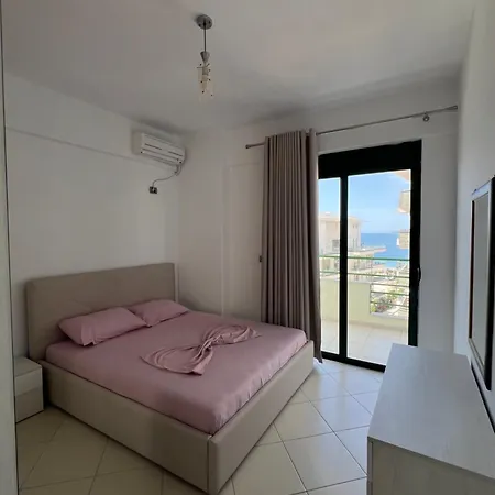 Serenity Apartment *