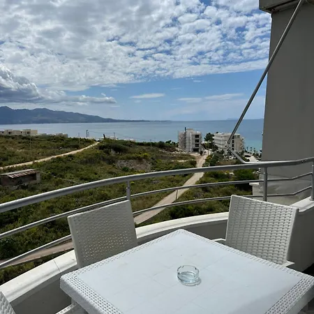Serenity Apartment *
